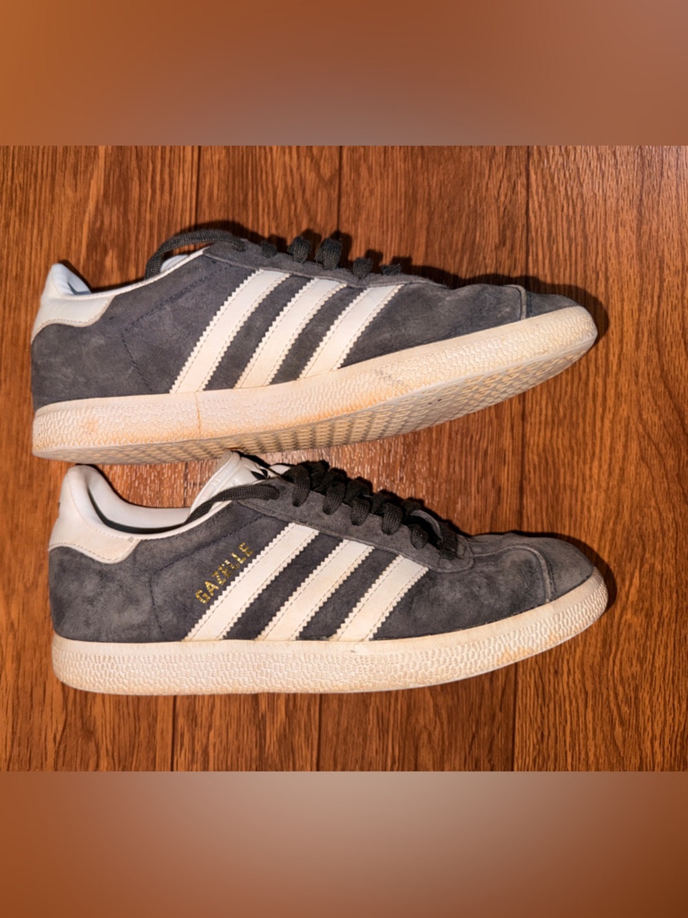 Adidas Gazelle Dark Gray Shoes Size Womens 7 kids 5 - Picture 3 of 8